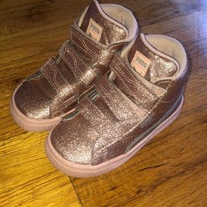 Girls Puma hightop glitz sneakers Size 8